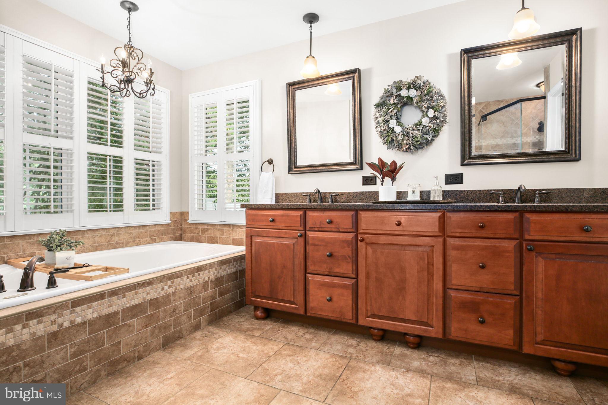 6000 BLACKSTONE BOULEVARD