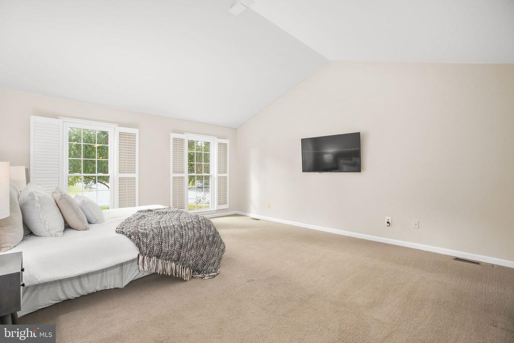 6000 BLACKSTONE BOULEVARD