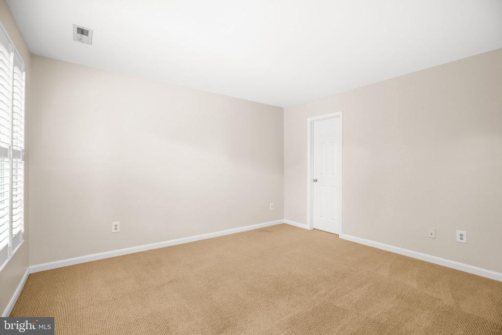 6000 BLACKSTONE BOULEVARD