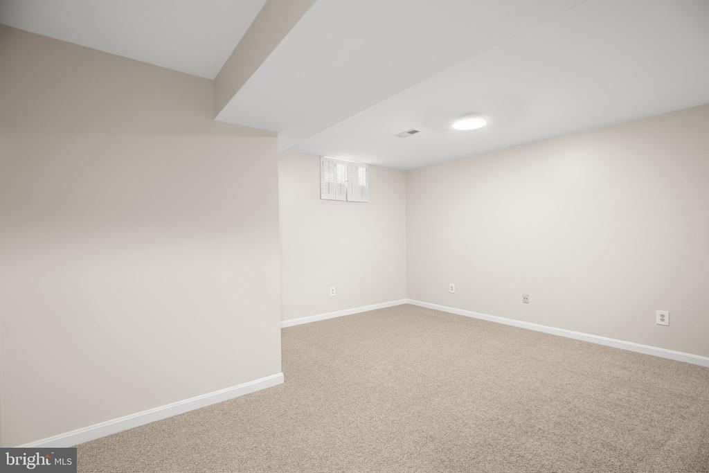 6000 BLACKSTONE BOULEVARD