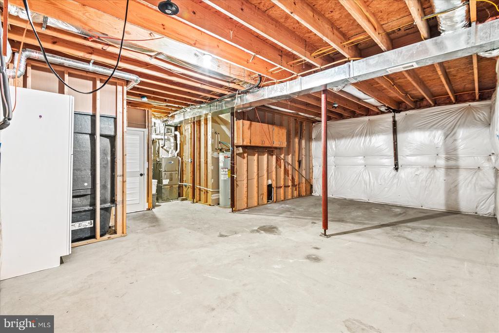 15507 HETH DRIVE