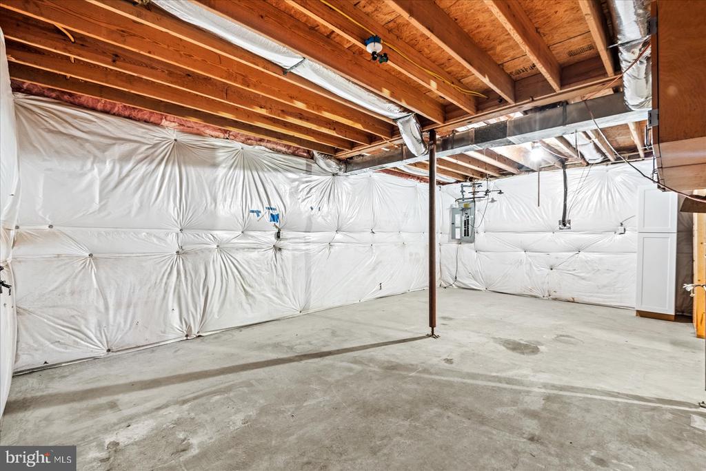 15507 HETH DRIVE