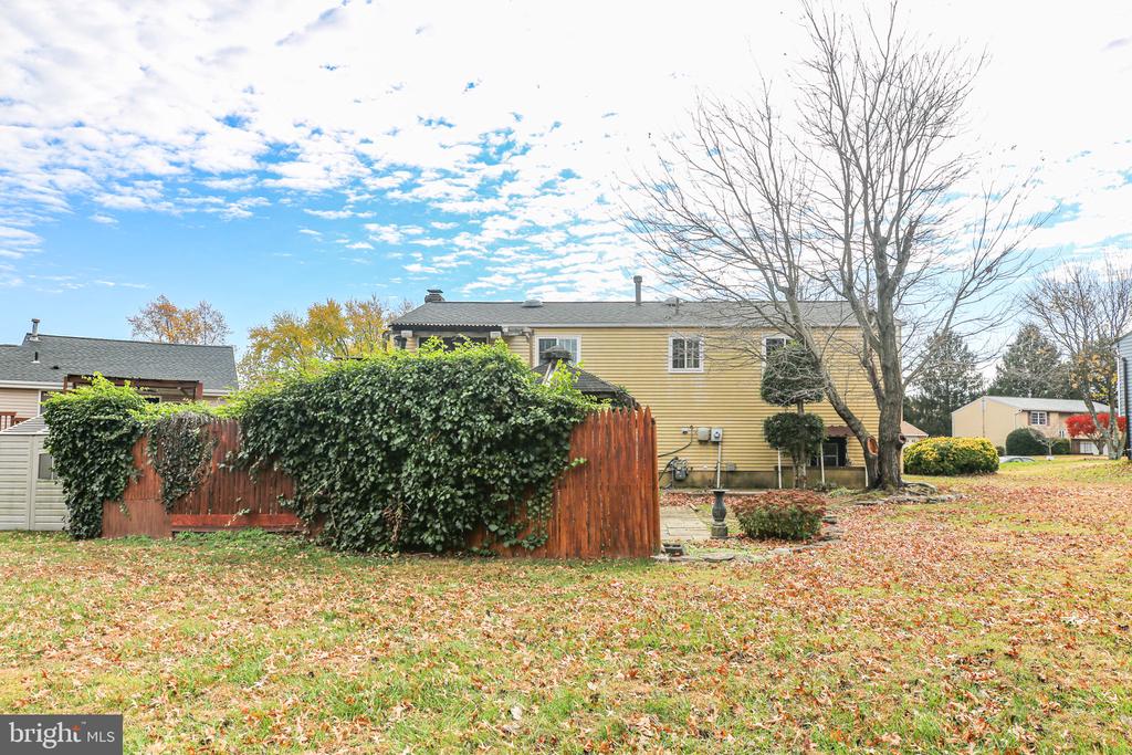 5068 MACNAMARA DRIVE