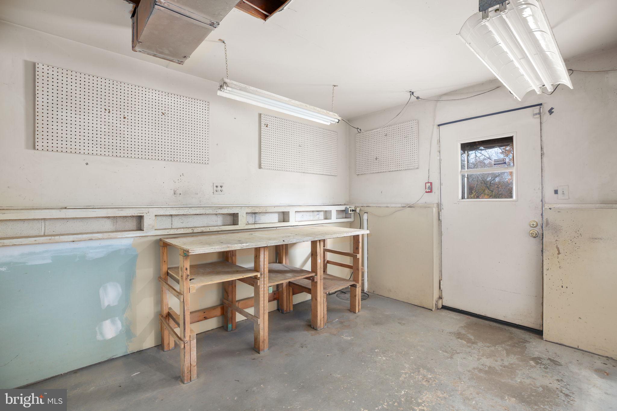 5068 MACNAMARA DRIVE