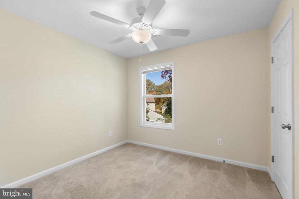 10903 THIEL COURT
