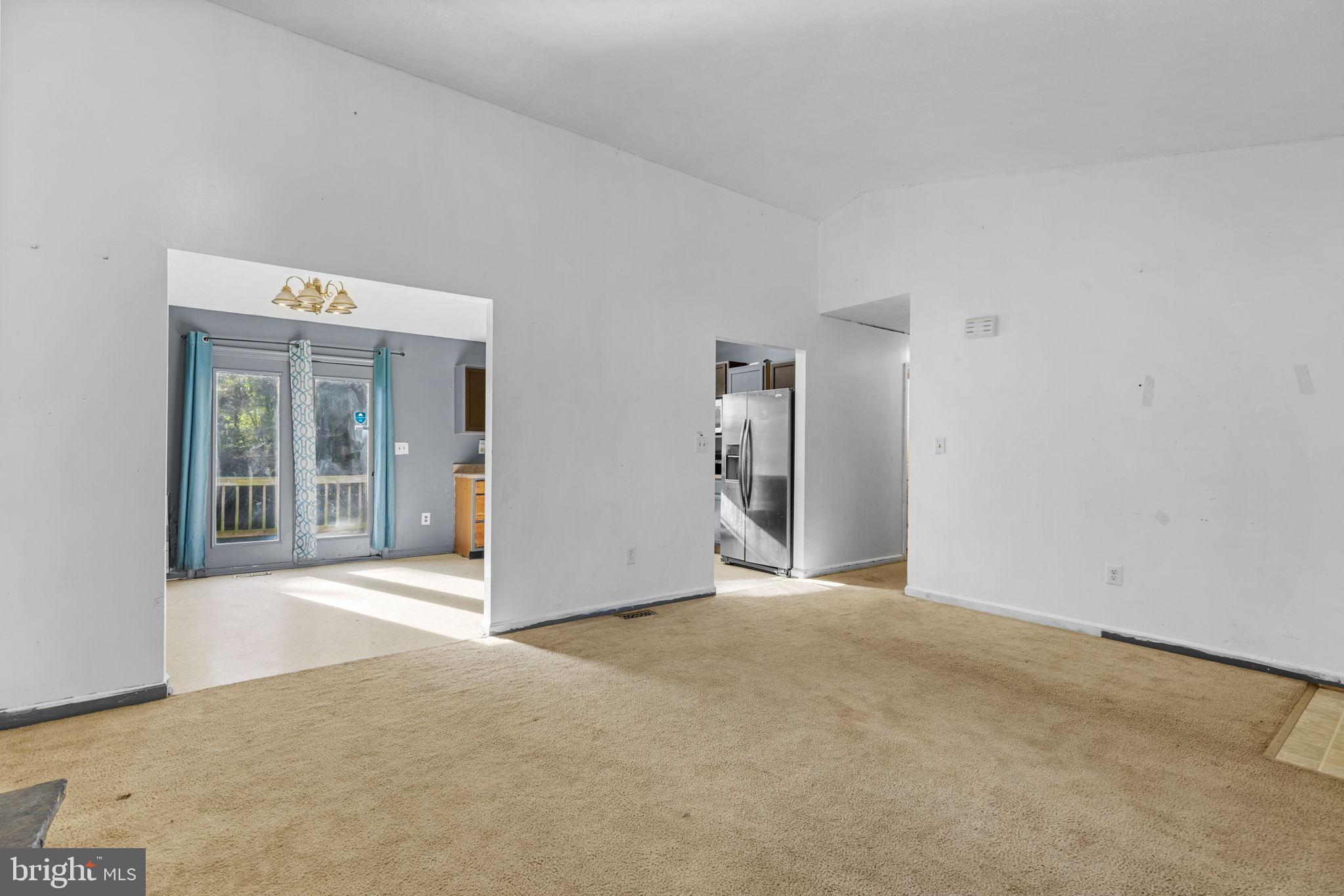 7614 REGENCY GLEN DRIVE