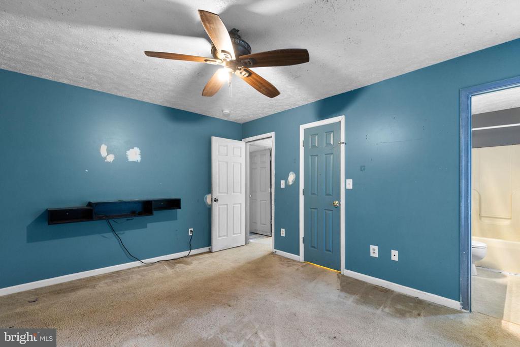 7614 REGENCY GLEN DRIVE