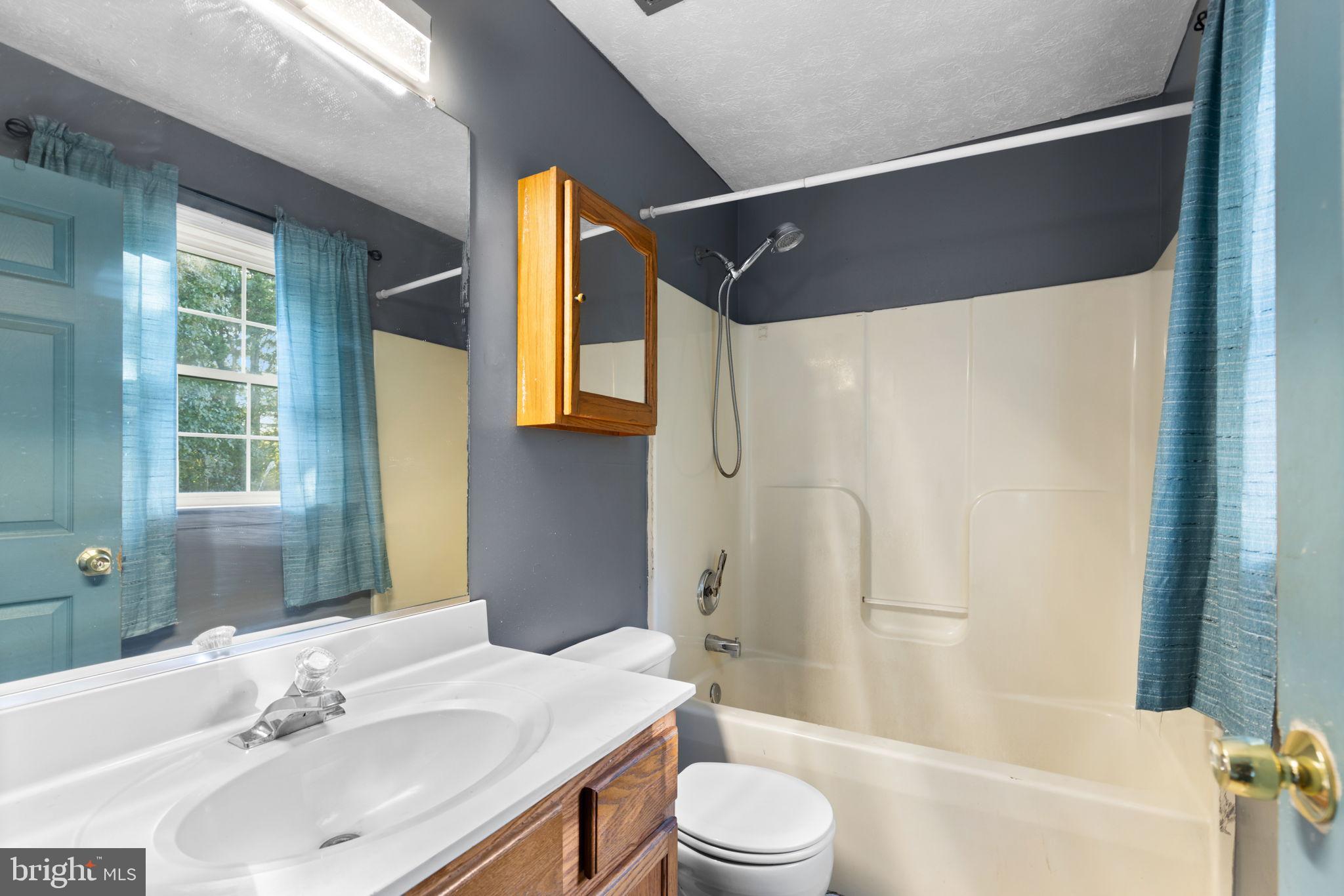 7614 REGENCY GLEN DRIVE