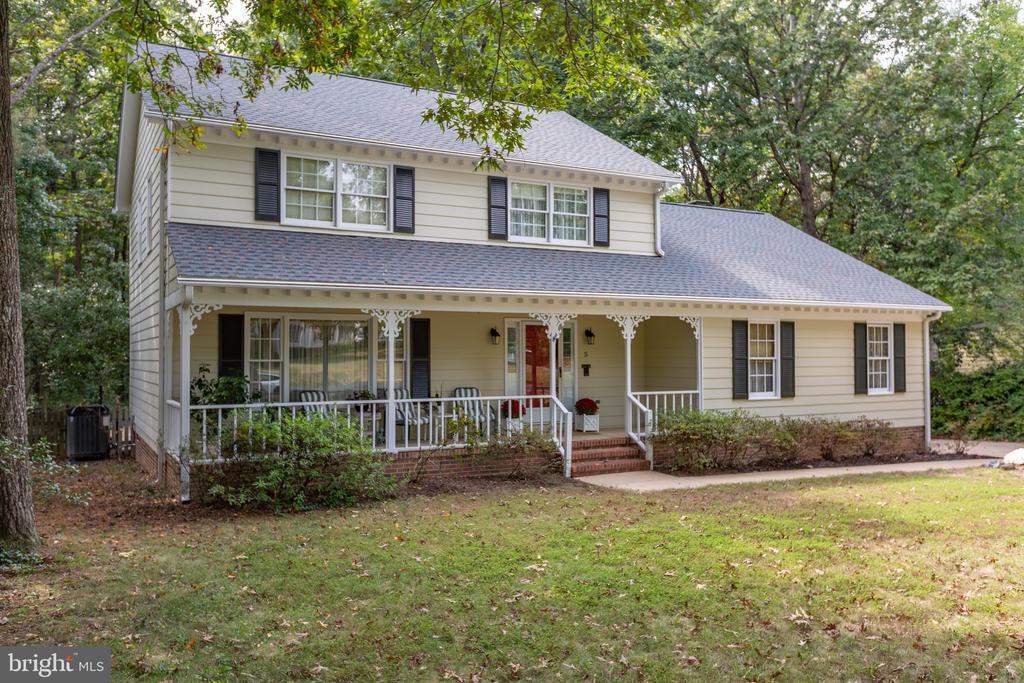 5 MAYFAIR DRIVE