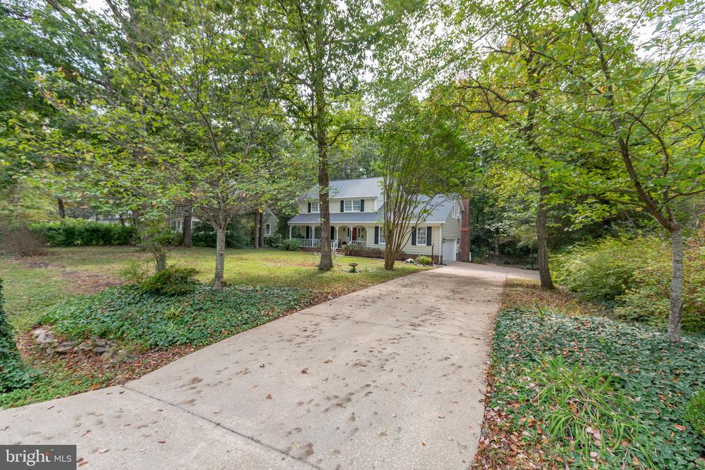 5 MAYFAIR DRIVE