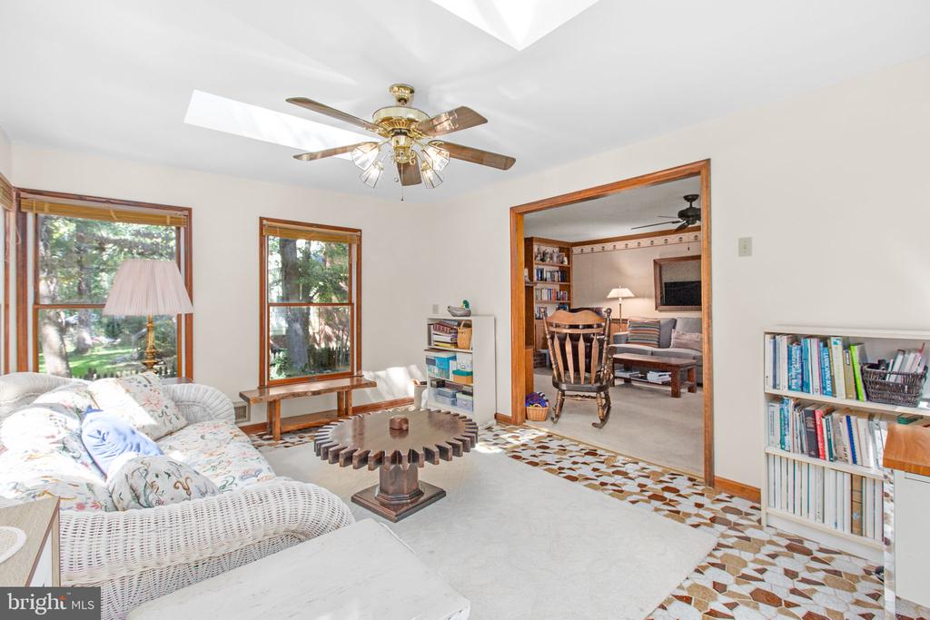 5 MAYFAIR DRIVE