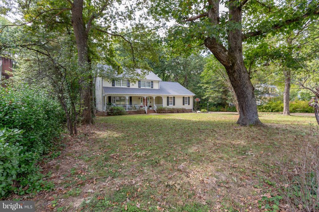 5 MAYFAIR DRIVE