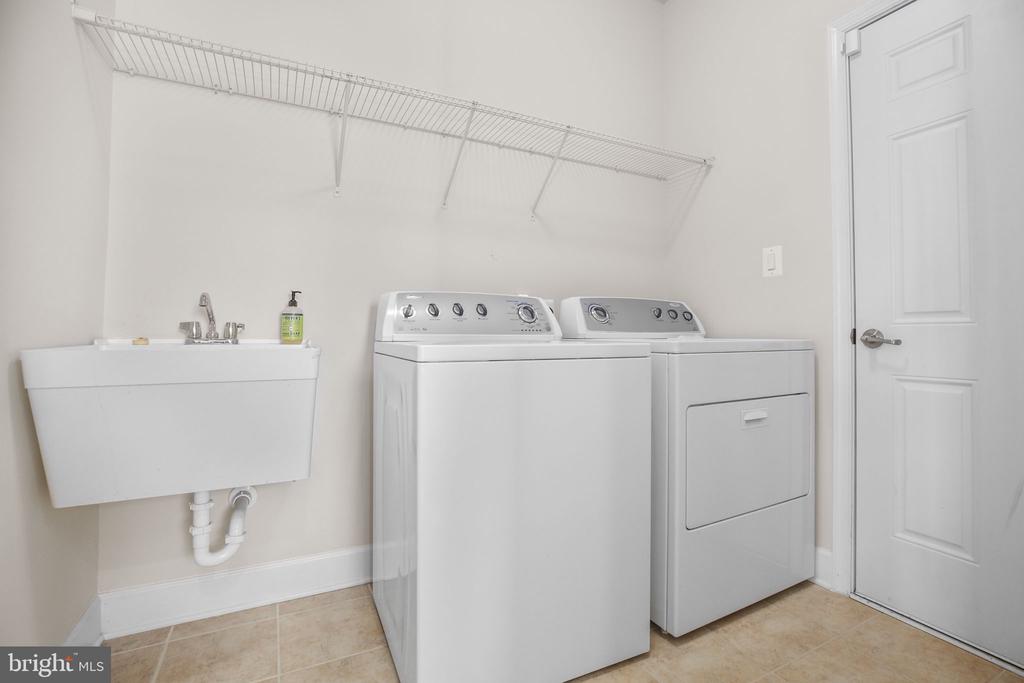 5631 CEDAR MOUNTAIN COURT