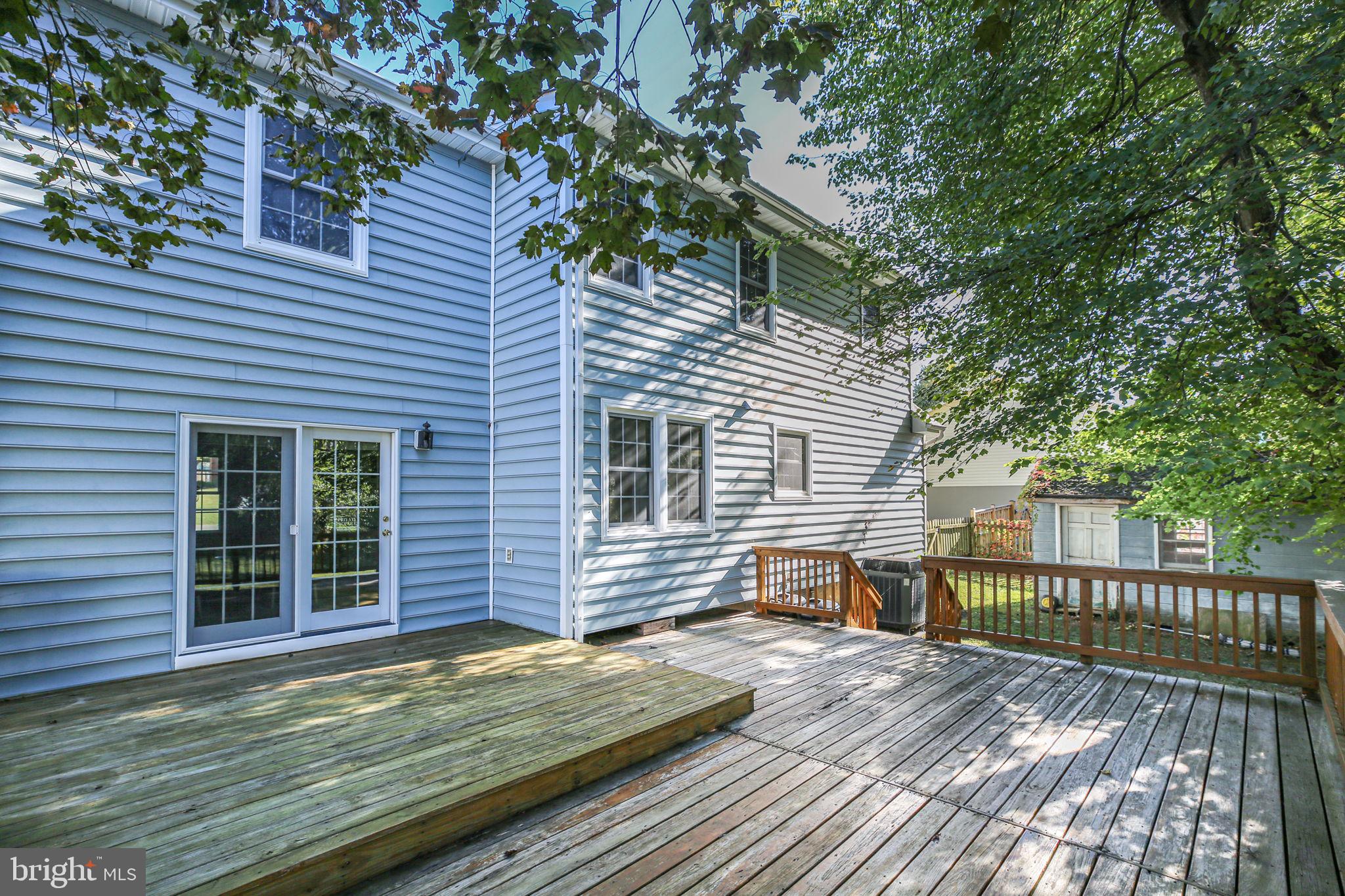 11814 ROOSEVELT ROAD