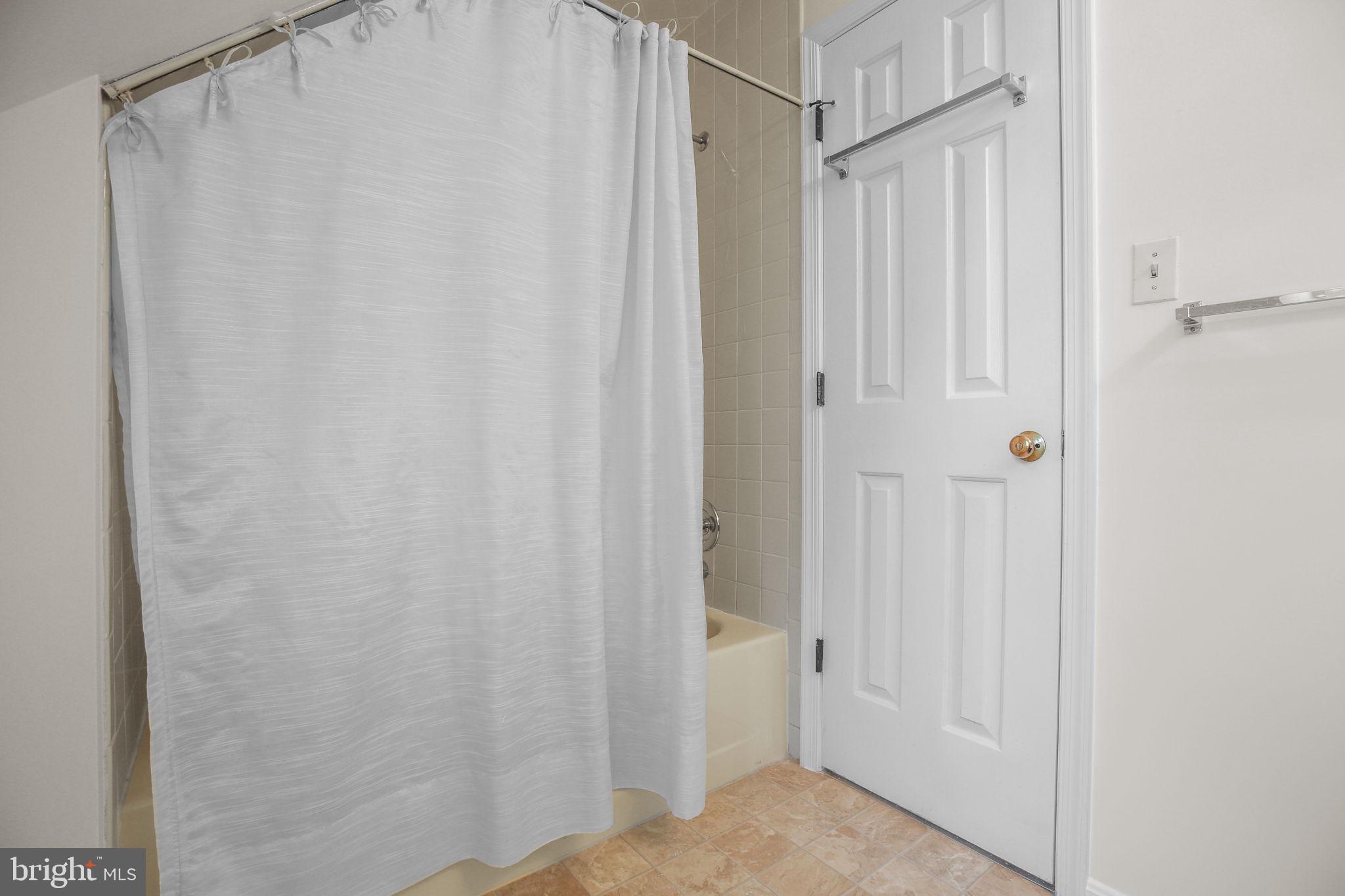 11814 ROOSEVELT ROAD