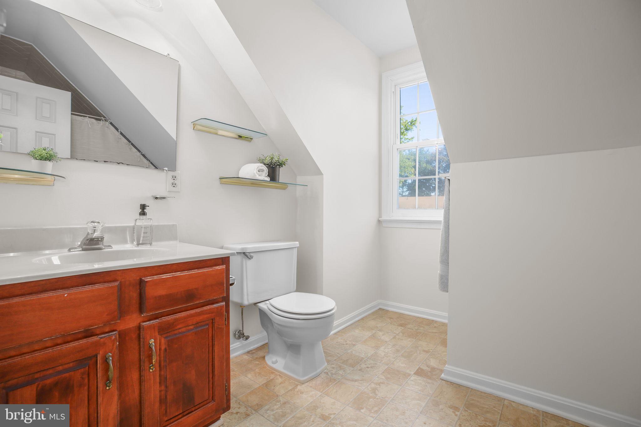 11814 ROOSEVELT ROAD