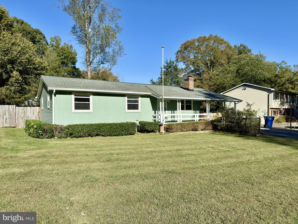 6806 BOB WHITE LANE