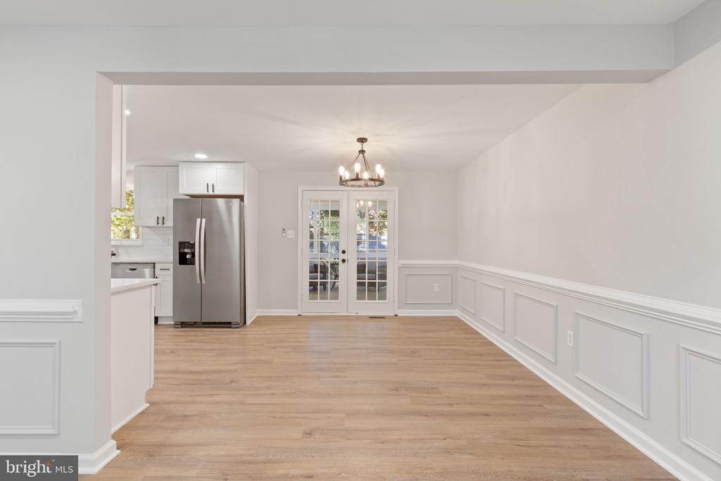 11708 EISENHOWER LANE