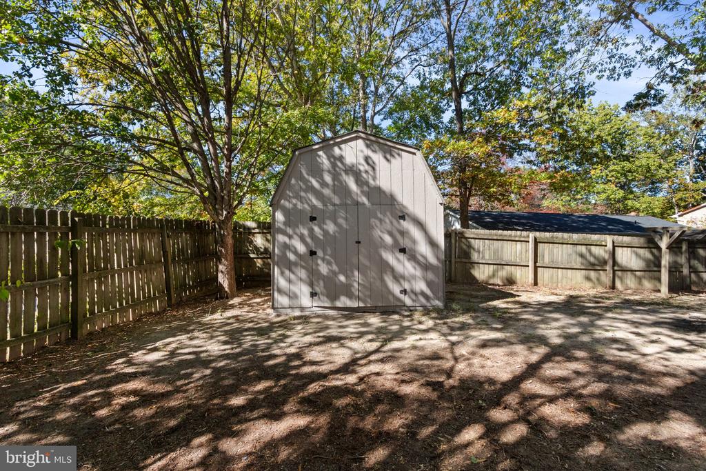11708 EISENHOWER LANE