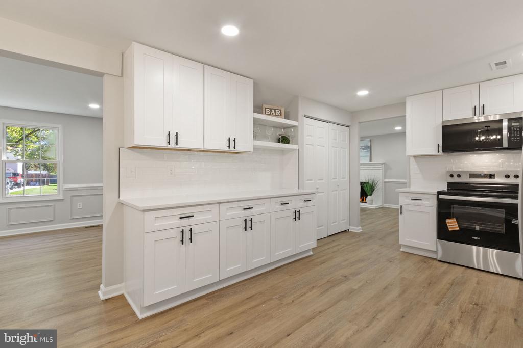 11708 EISENHOWER LANE
