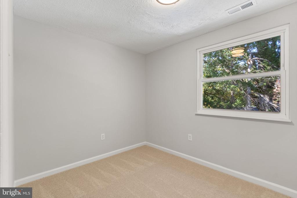 11708 EISENHOWER LANE