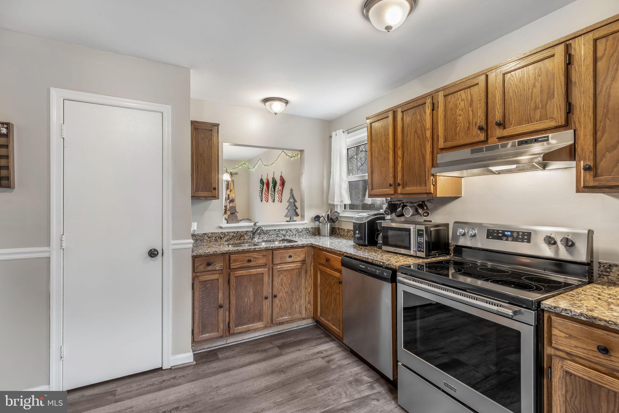 10713 COBBLESTONE DRIVE