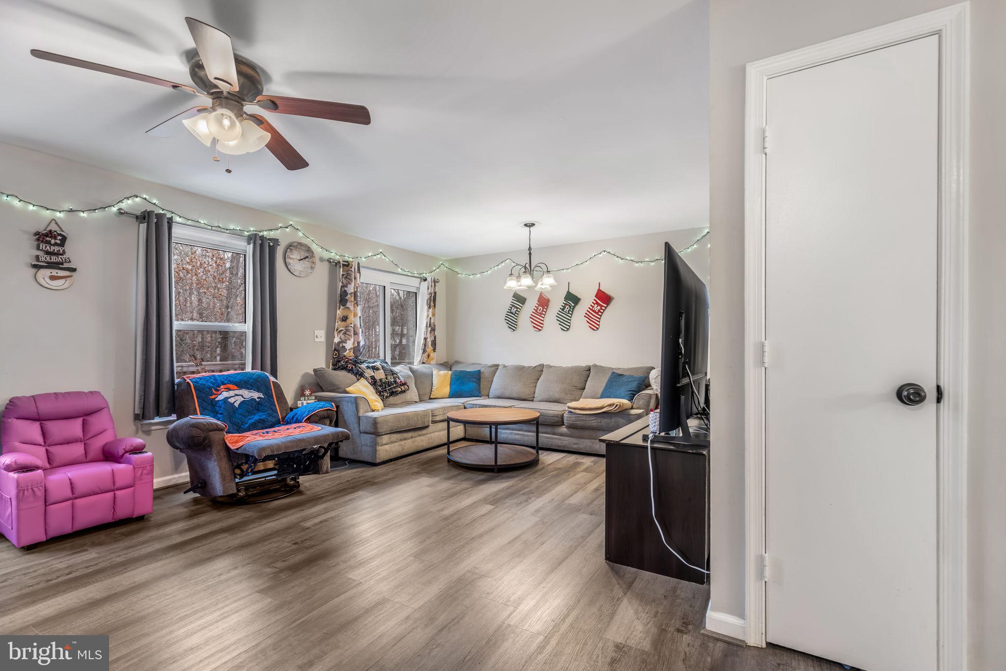 10713 COBBLESTONE DRIVE