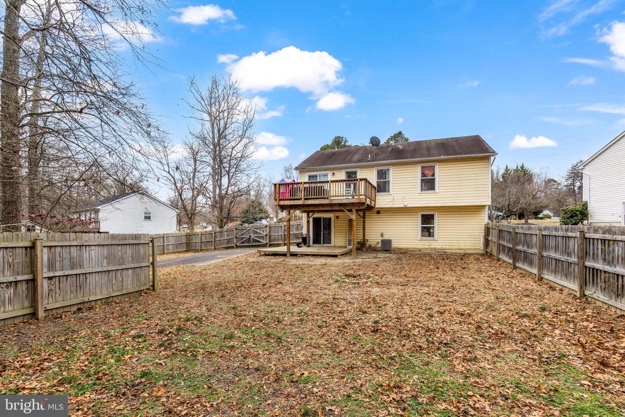 10713 COBBLESTONE DRIVE