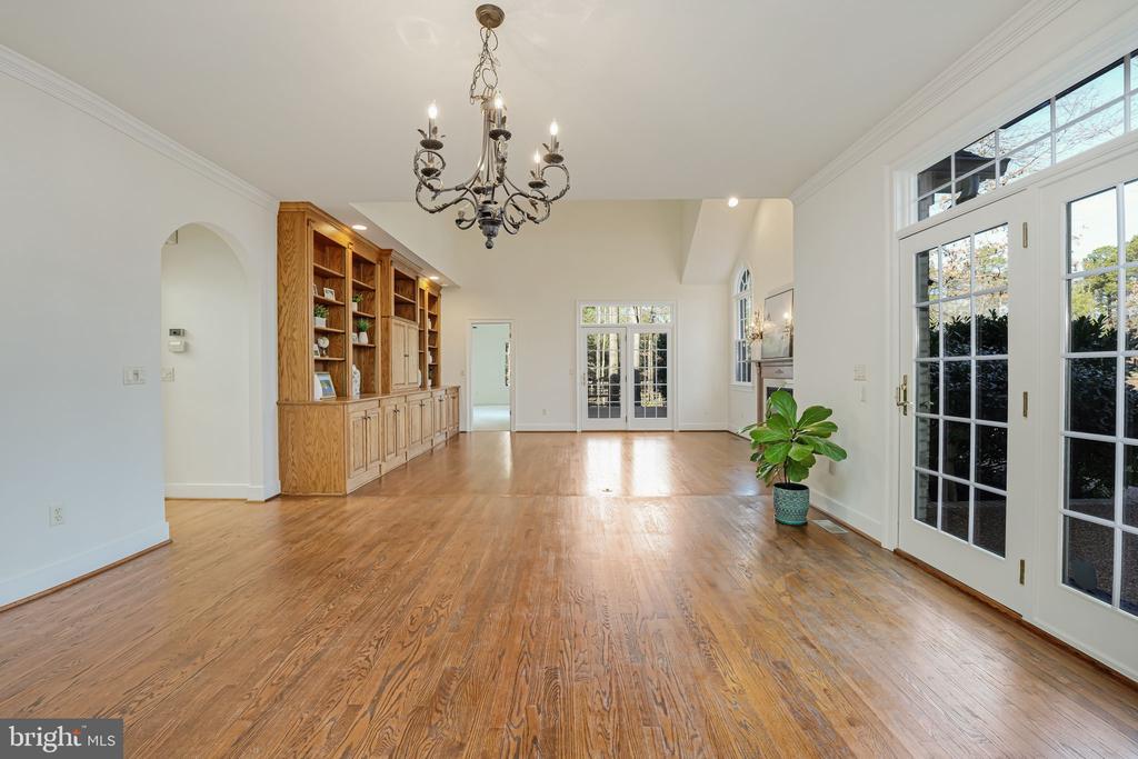 11502 MEADE POINTE