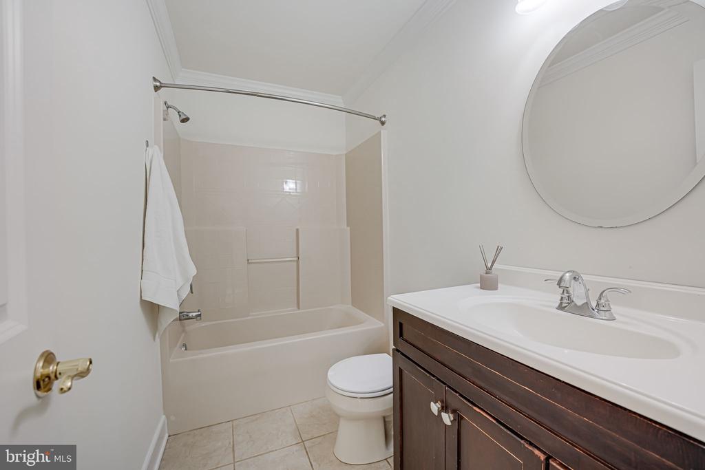 11502 MEADE POINTE