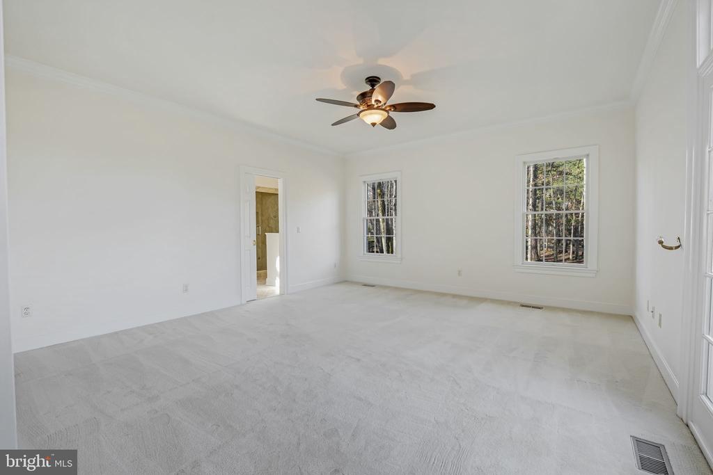 11502 MEADE POINTE