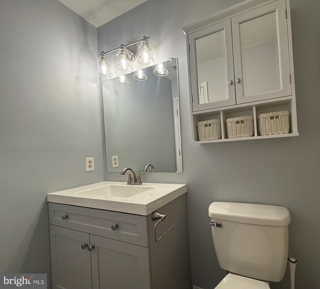10002 ERLWOOD COURT