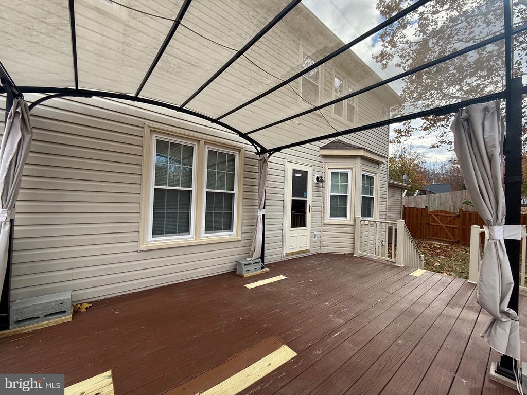 10002 ERLWOOD COURT