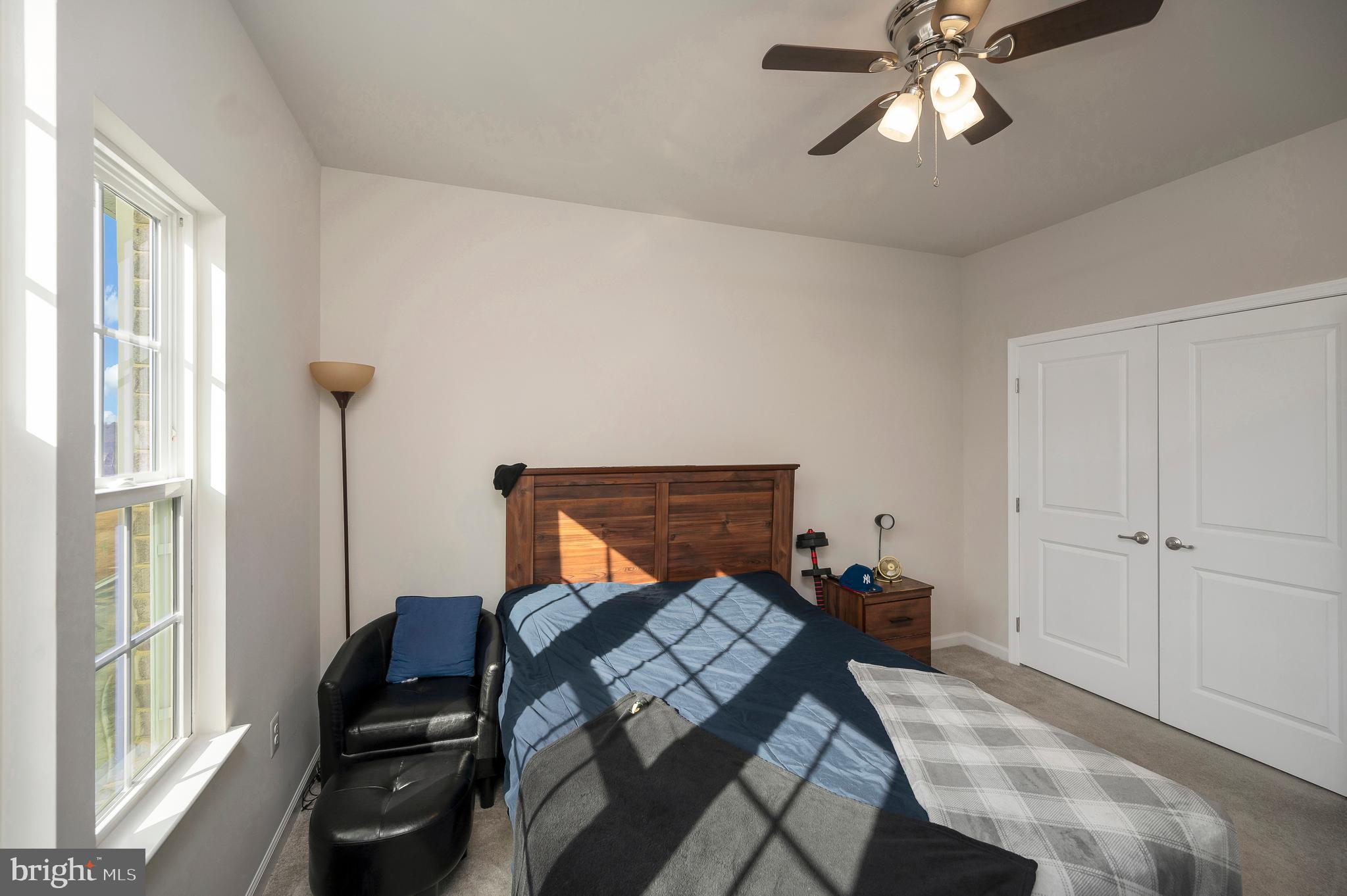 7977 INDEPENDENCE DRIVE