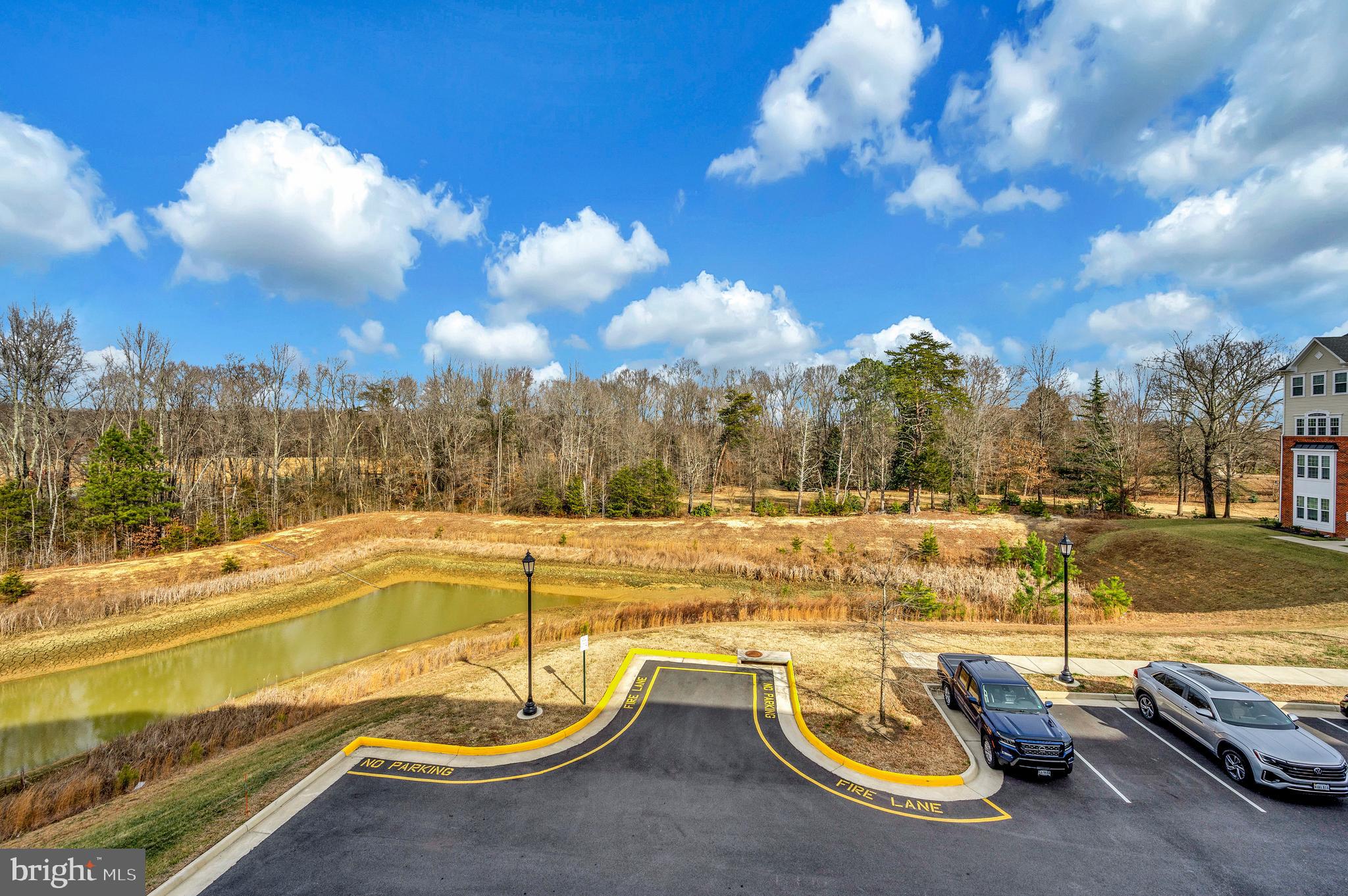 7977 INDEPENDENCE DRIVE