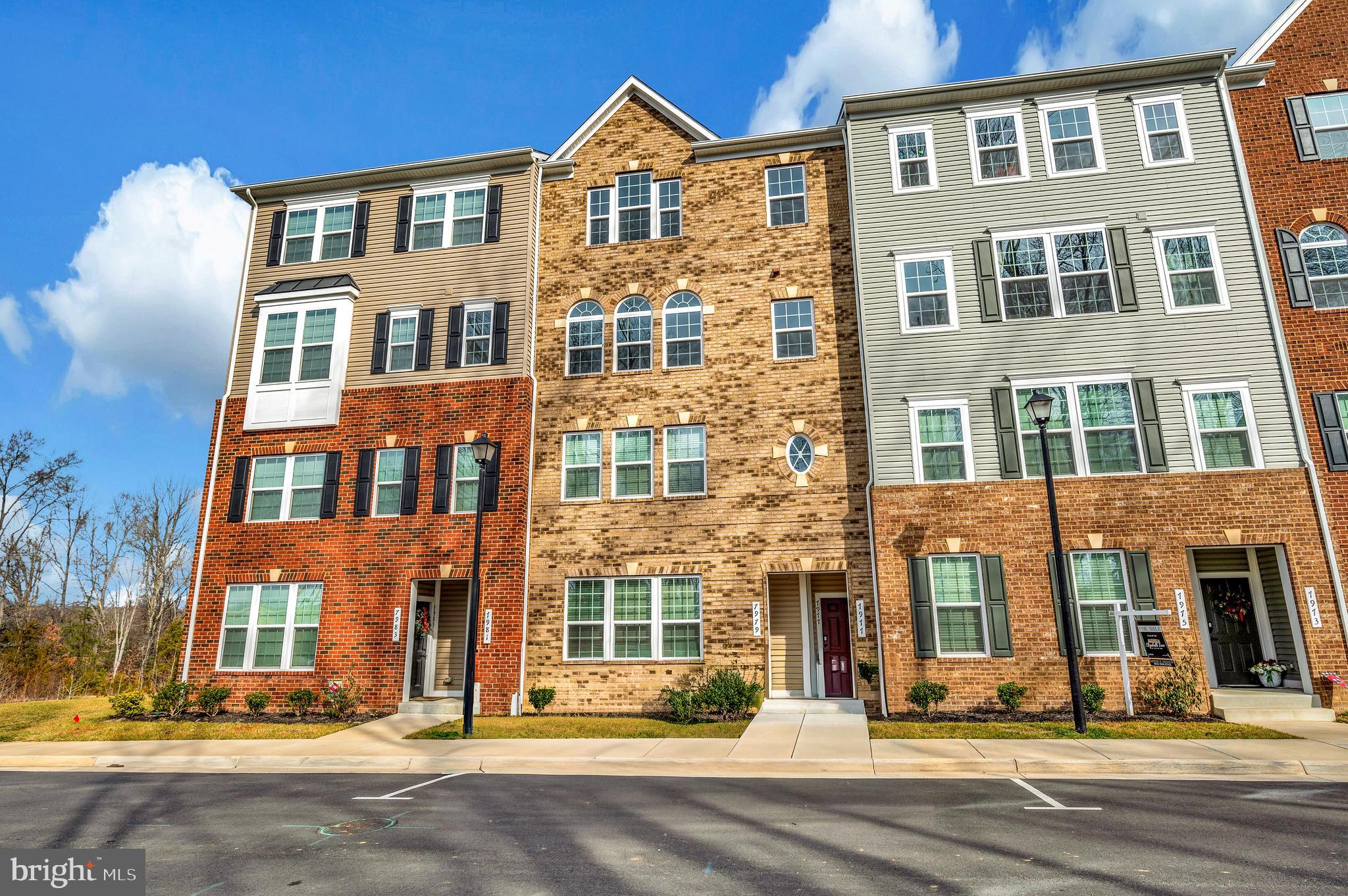 7977 INDEPENDENCE DRIVE