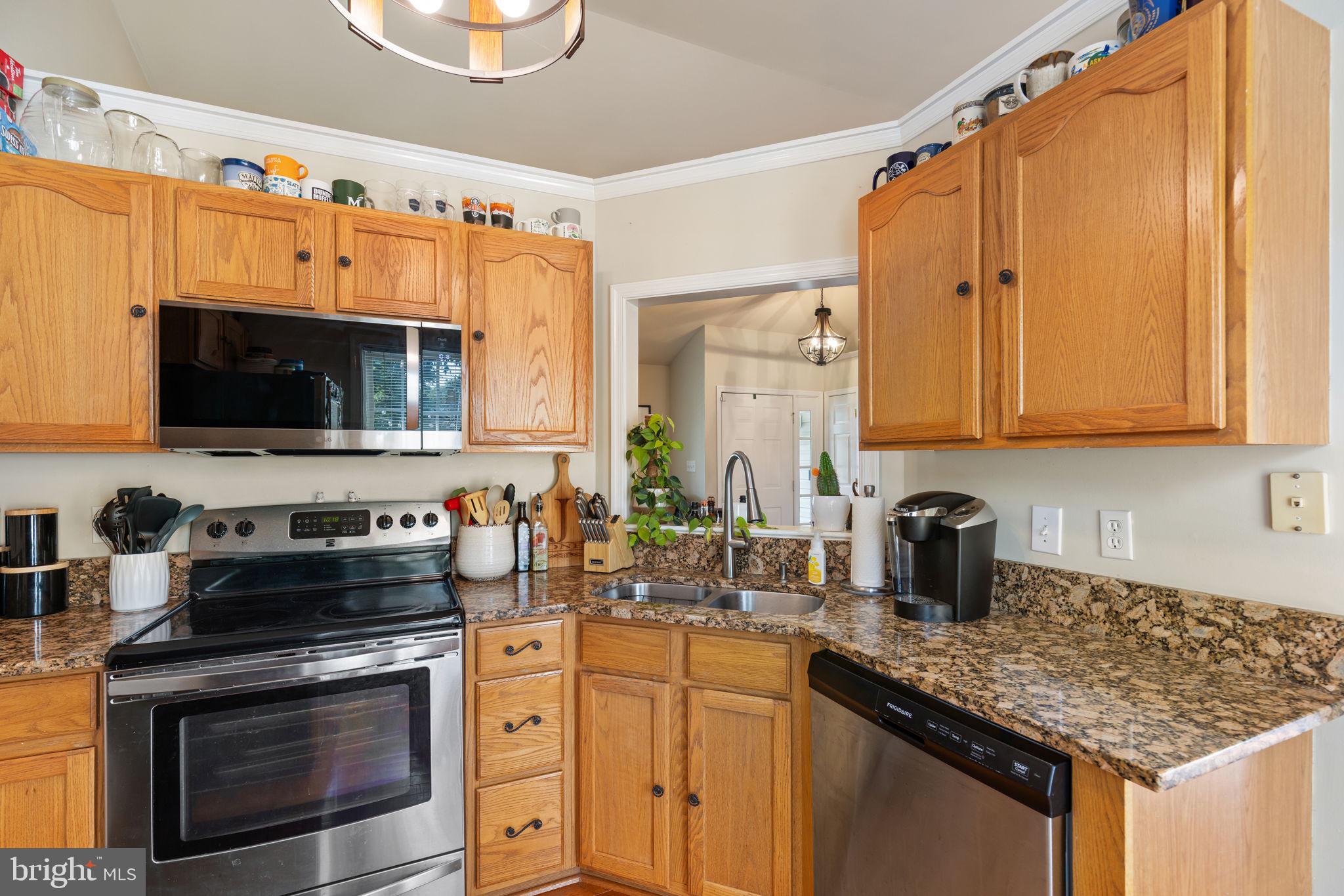 8711 FOREST GLEN CIRCLE