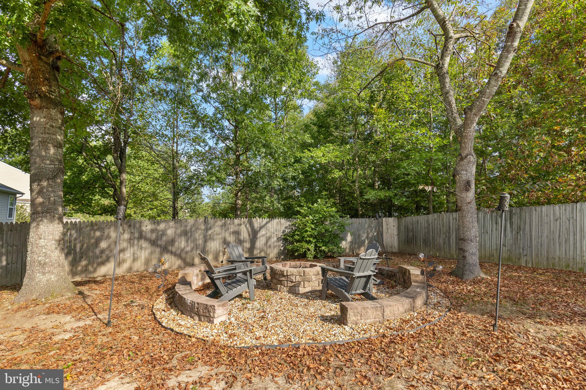 8711 FOREST GLEN CIRCLE