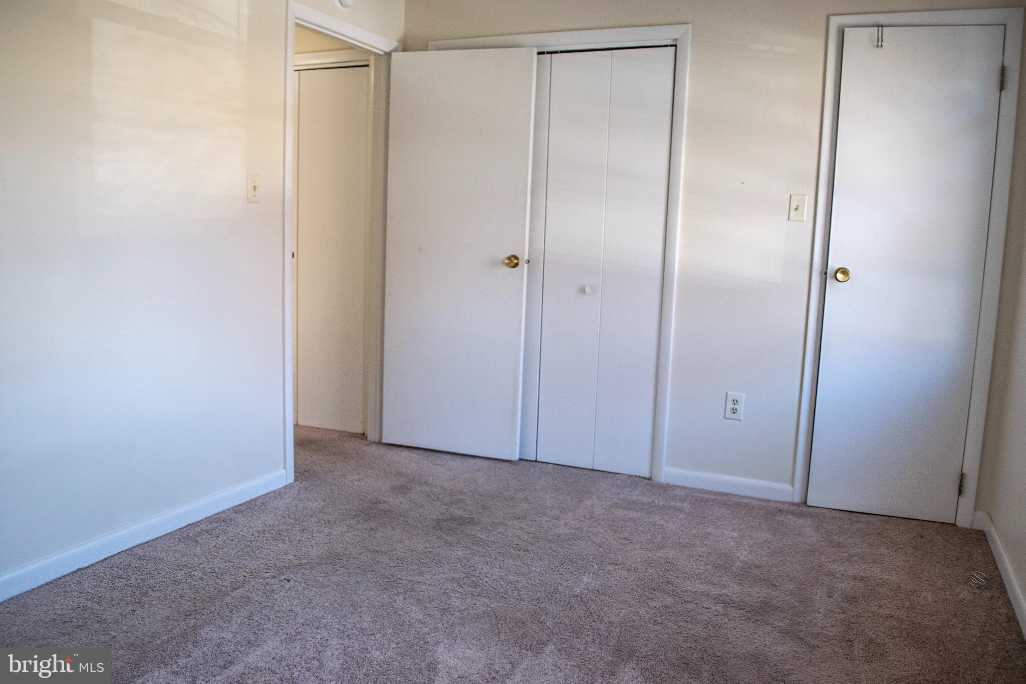 5116 COTTONWOOD COURT