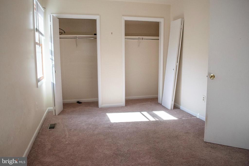 5116 COTTONWOOD COURT