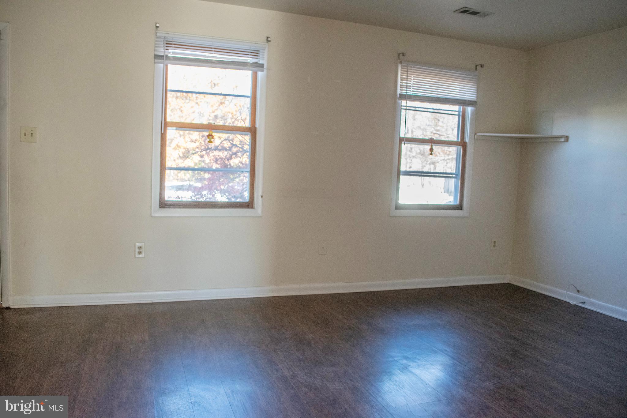 5116 COTTONWOOD COURT