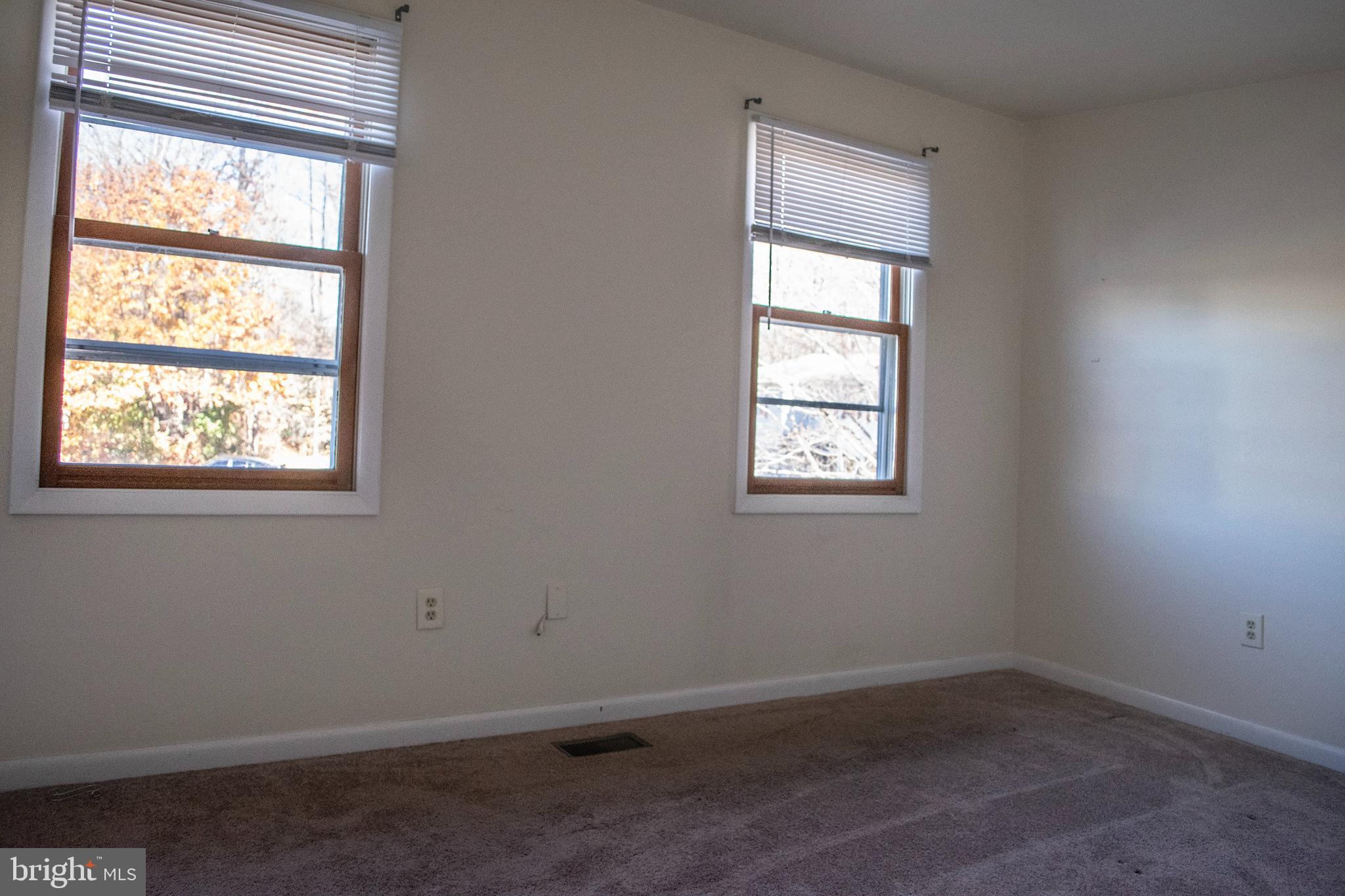 5116 COTTONWOOD COURT