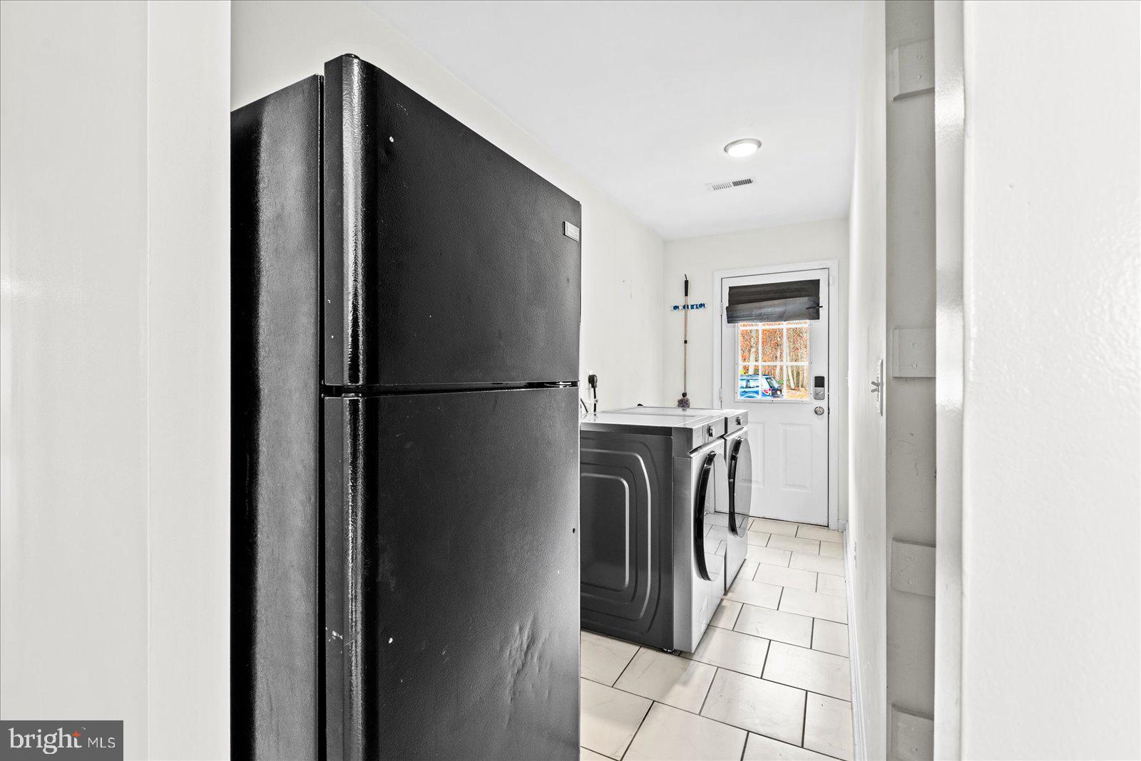 9617 THOUSAND OAKS LANE