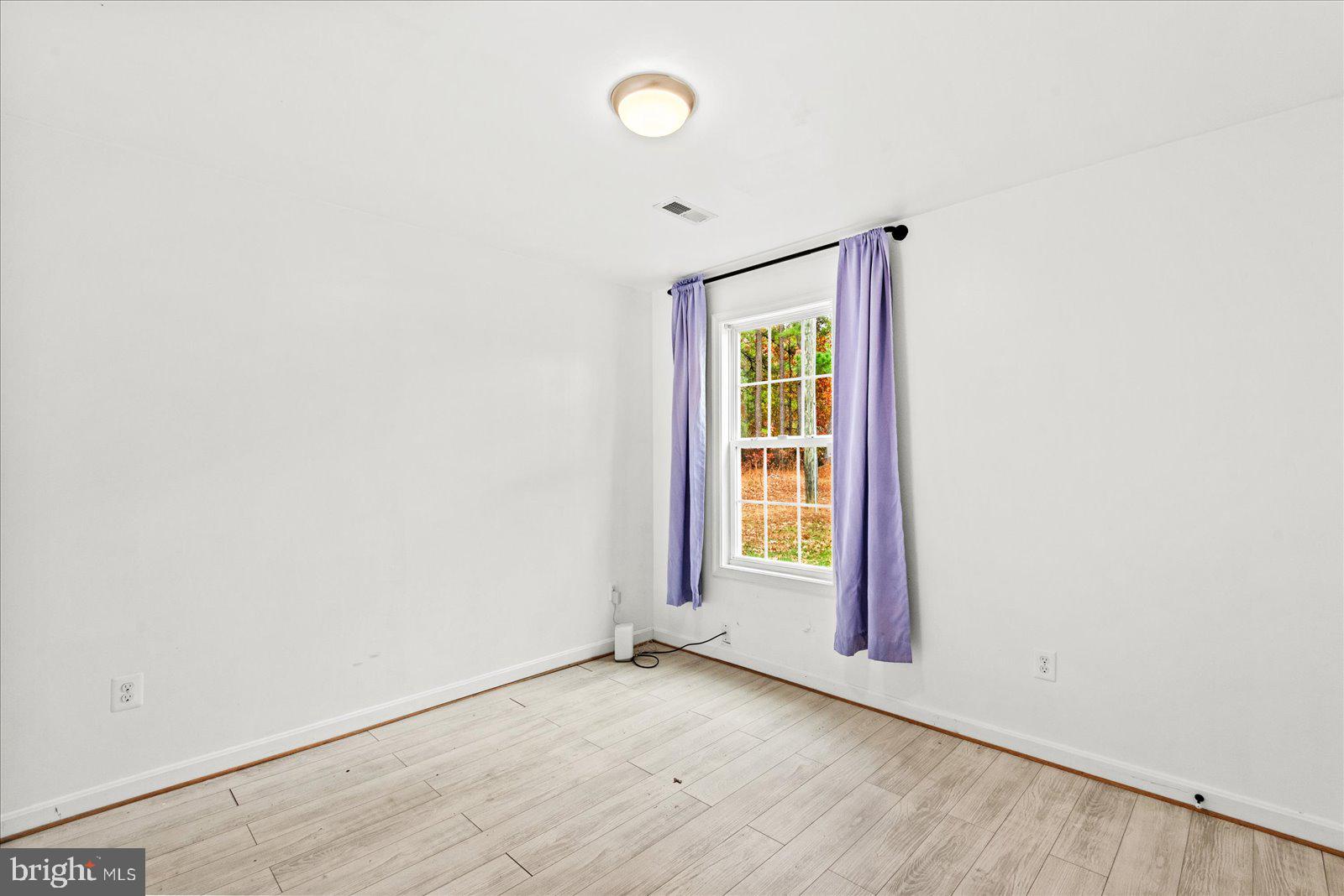 9617 THOUSAND OAKS LANE