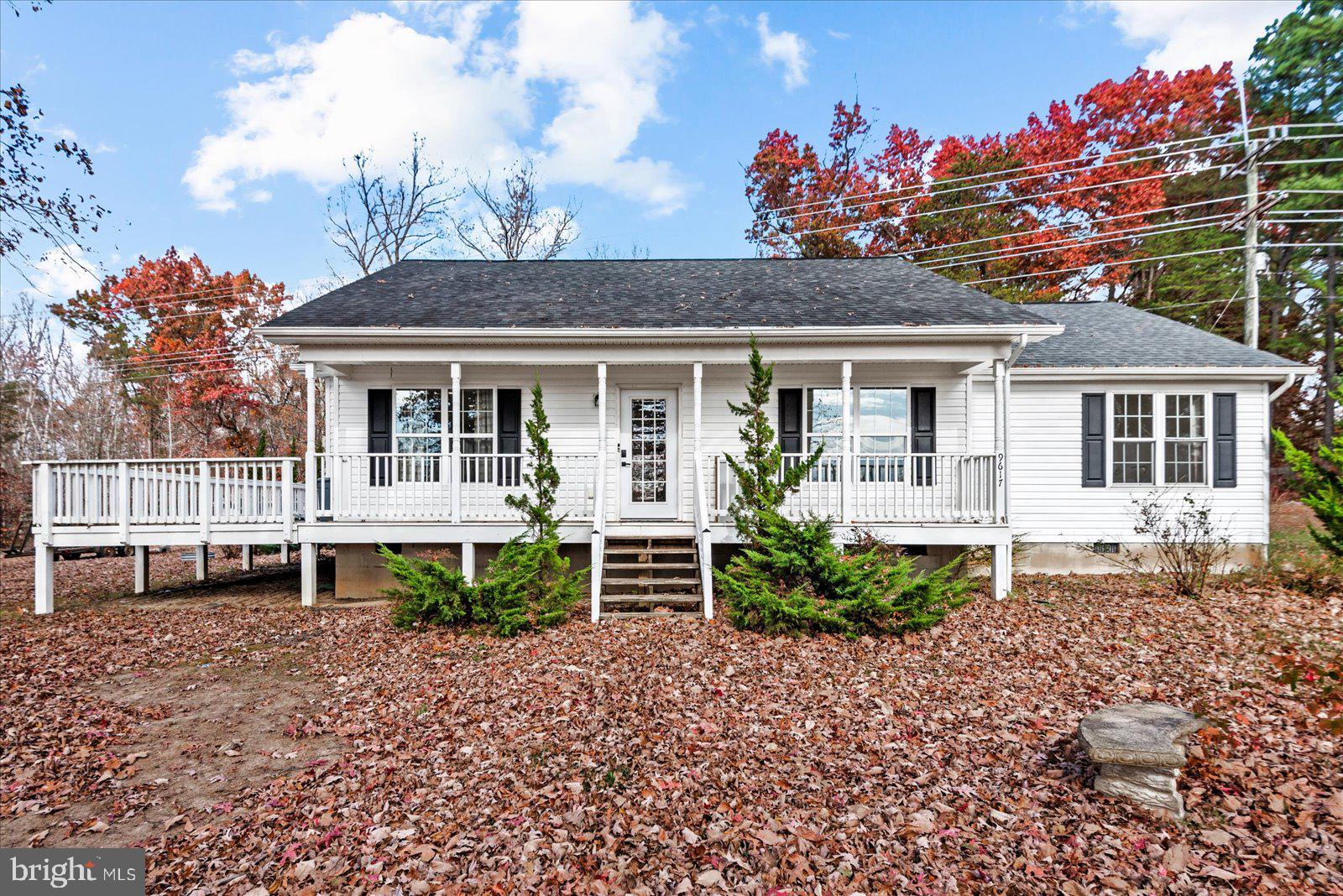 9617 THOUSAND OAKS LANE