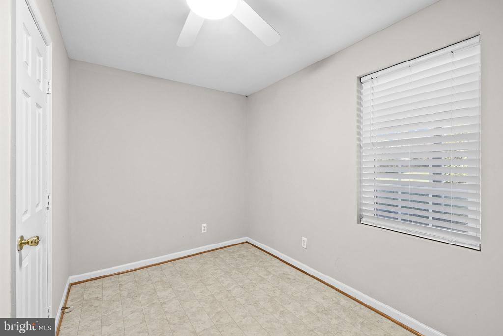 7909 WESTBURY MANOR DRIVE