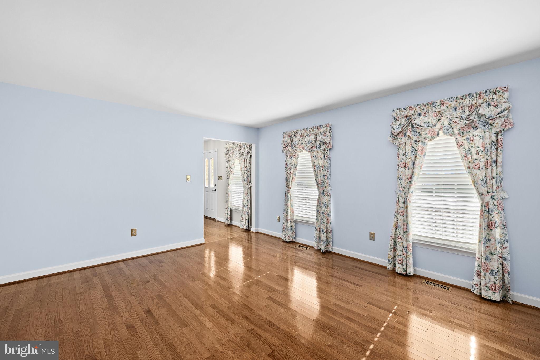 7909 WESTBURY MANOR DRIVE