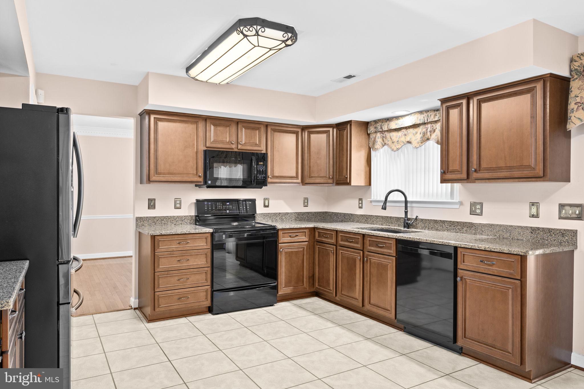 7909 WESTBURY MANOR DRIVE