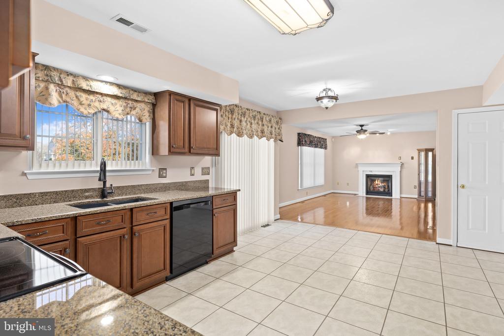 7909 WESTBURY MANOR DRIVE