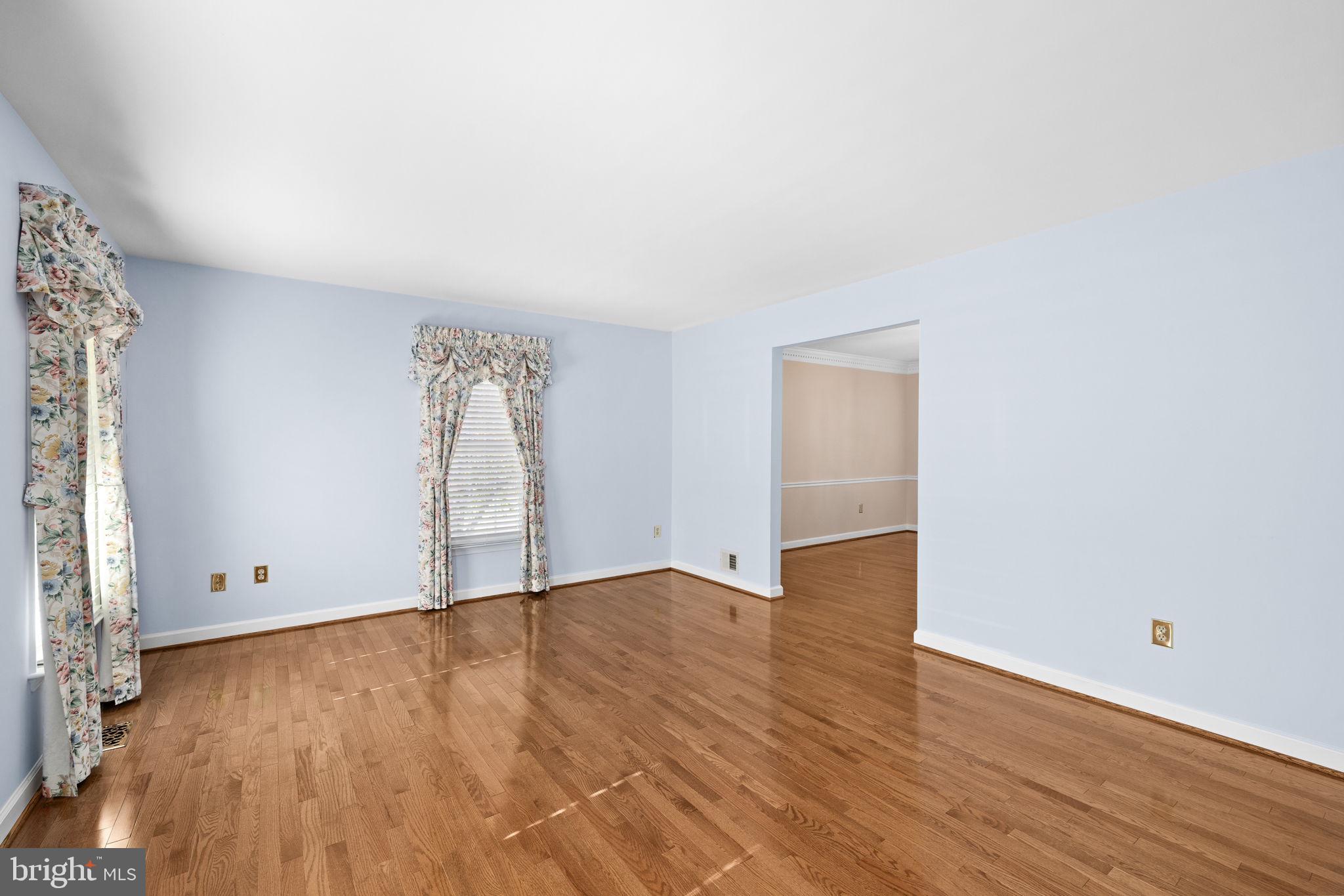 7909 WESTBURY MANOR DRIVE